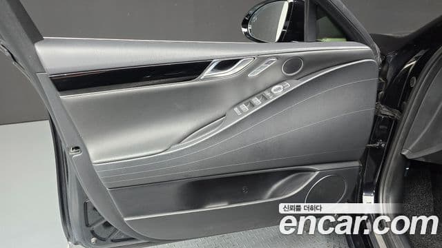 Genesis G80 2020 — Photo 15/32