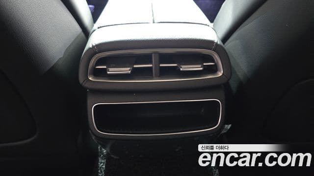 Genesis G80 2020 — Photo 28/32