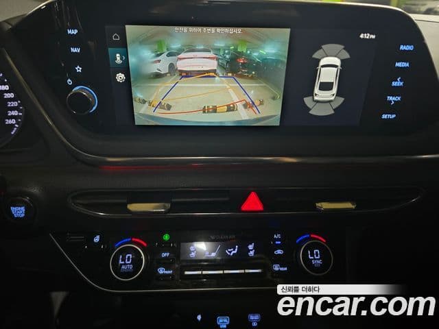 Hyundai Sonata 2022 — ფოტო 15/18