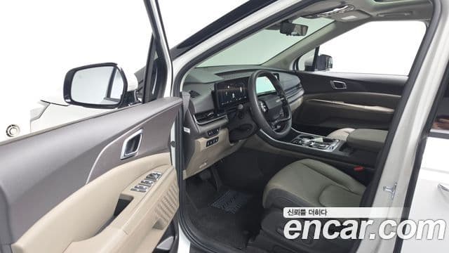 Kia Carnival 2025 — Şəkil 10/20