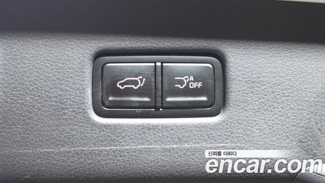 Kia Carnival 2025 — Şəkil 17/20