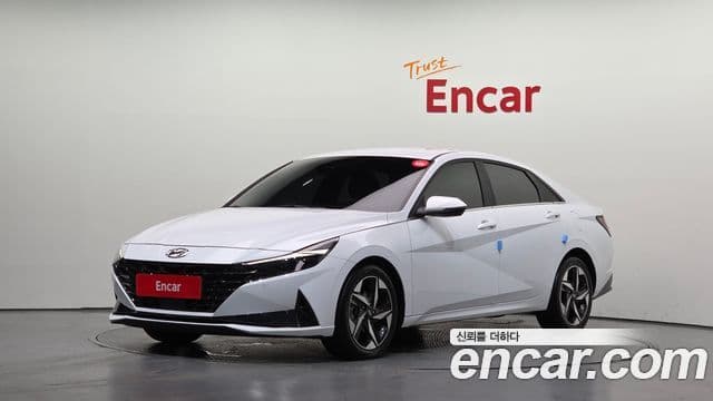Hyundai Avante 2022 — Фото 1/20