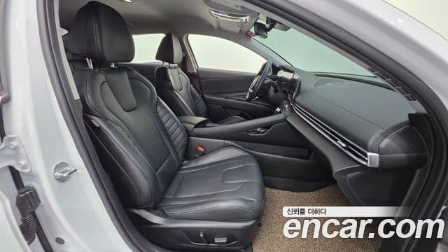 Hyundai Avante 2022 — Фото 10/20