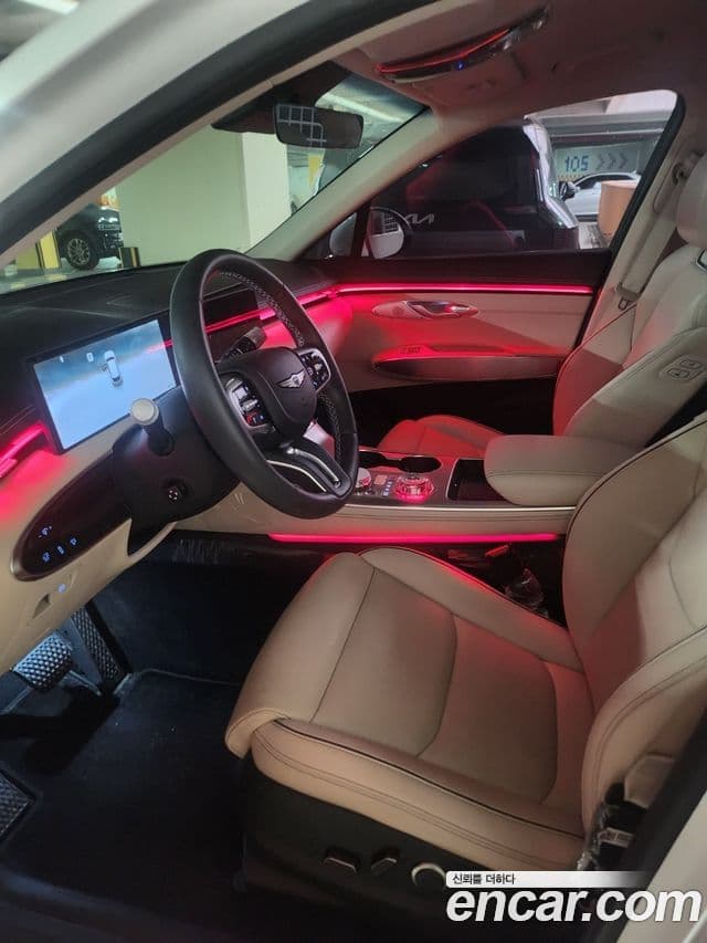 Genesis GV70 2024 — ფოტო 16/20