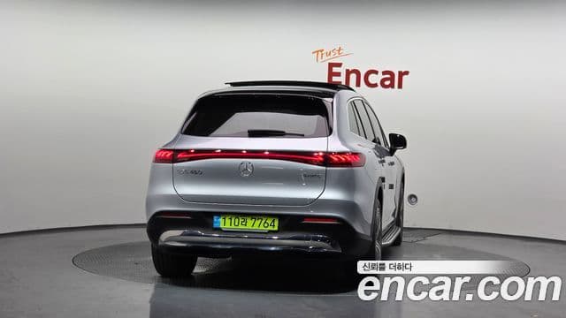 Mercedes-Benz EQS SUV 2023 — ფოტო 25/34