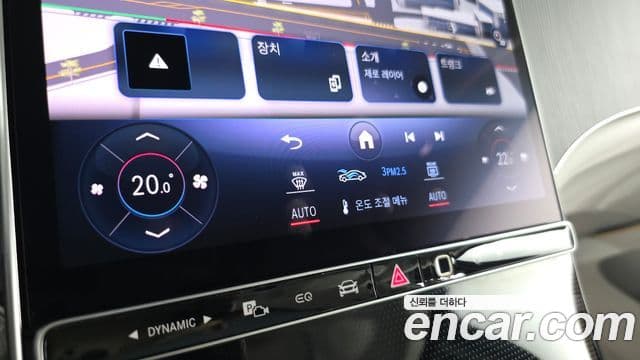 Mercedes-Benz EQS SUV 2023 — ფოტო 16/34
