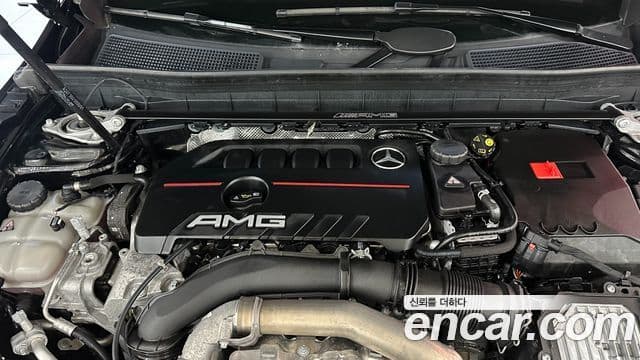 Mercedes-Benz GLB-Class 2025 — Фото 6/20