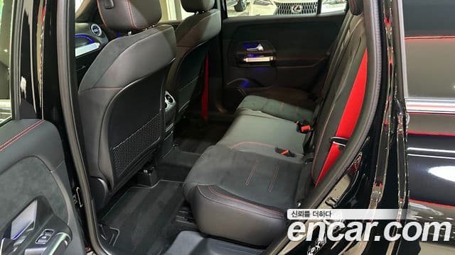 Mercedes-Benz GLB-Class 2025 — Фото 11/20