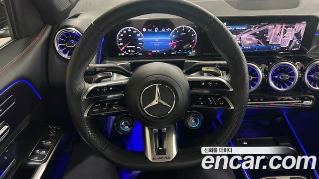 Mercedes-Benz GLB-Class 2025 — Фото 19/20
