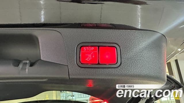 Mercedes-Benz GLB-Class 2025 — Фото 20/20
