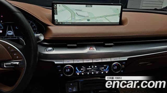 Genesis Electrified G80 2023 — ფოტო 13/20