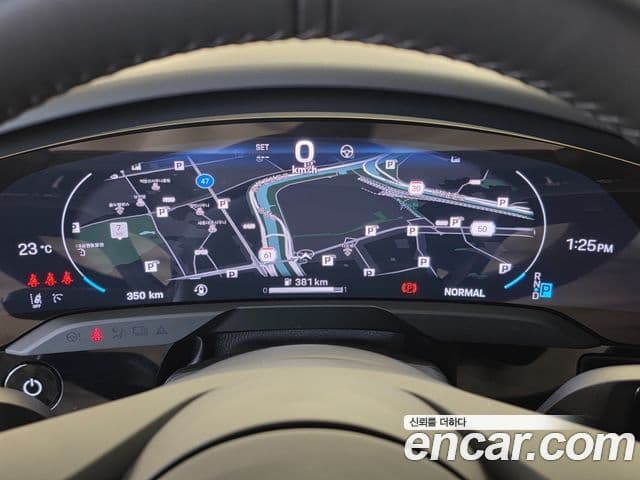 Porsche Taycan 2025 — ფოტო 1/20