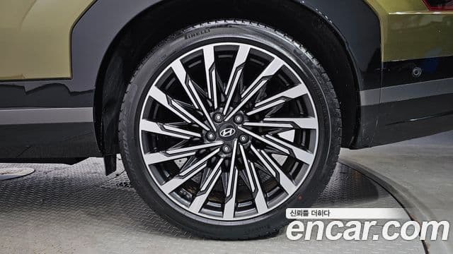 Hyundai Santa Fe 2024 — ფოტო 35/41