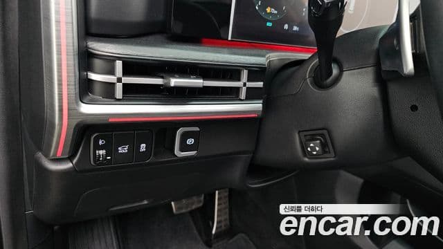 Hyundai Santa Fe 2024 — ფოტო 24/41