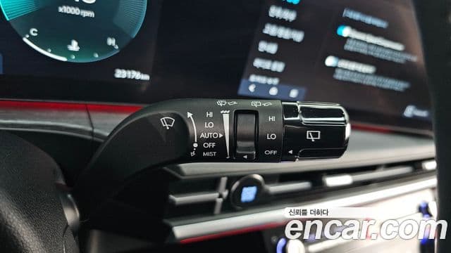 Hyundai Santa Fe 2024 — ფოტო 34/41