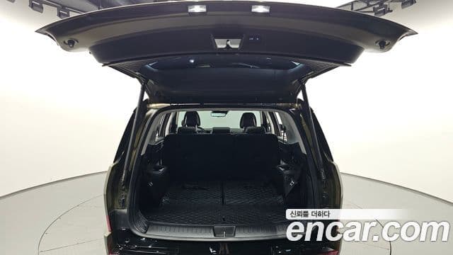Hyundai Santa Fe 2024 — ფოტო 36/41