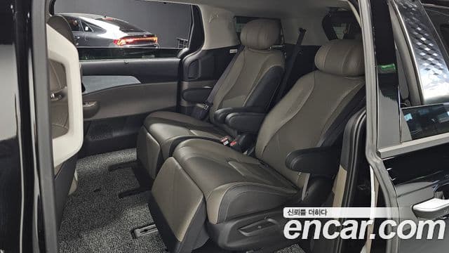 Kia Carnival 2025 — ფოტო 12/20