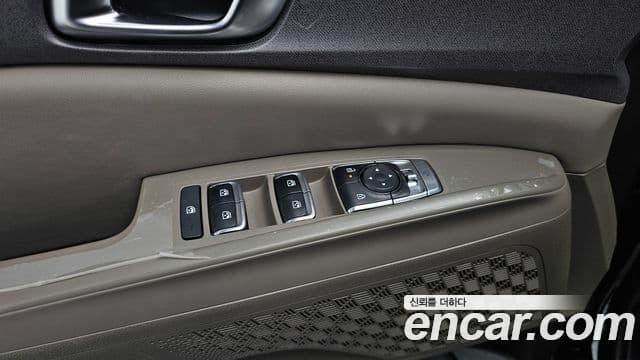 Kia Carnival 2025 — ფოტო 17/20