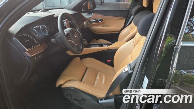 Volvo XC90 2020 — Şəkil 10/18