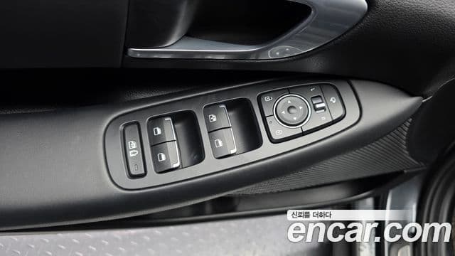 Hyundai Sonata Hybrid 2019 — Şəkil 26/31