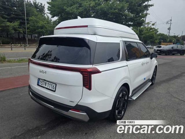 Kia Carnival 2024 — Şəkil 2/18