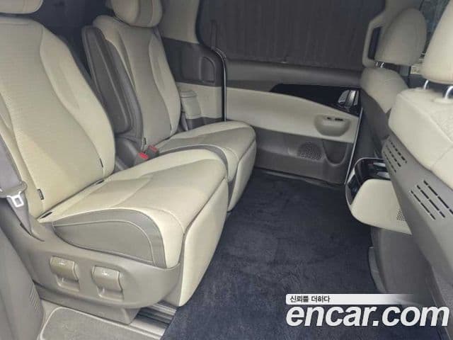Kia Carnival 2024 — Şəkil 4/18