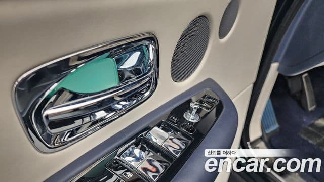 Rolls-Royce Cullinan 2020 — Photo 29/41