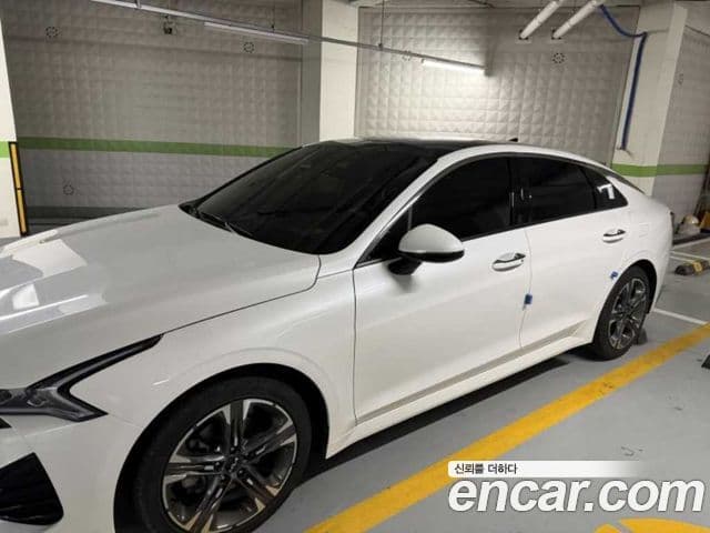 Kia K5 2022 — ფოტო 1/4