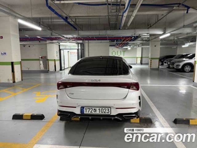 Kia K5 2022 — ფოტო 3/4