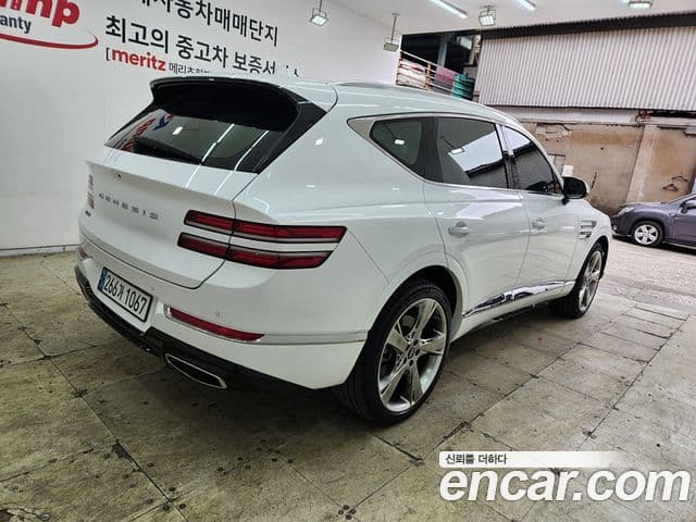 Genesis GV80 2021 — ფოტო 4/20