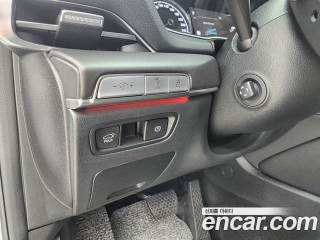 Genesis GV80 2021 — ფოტო 14/20
