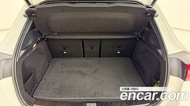 Mercedes-Benz EQA 2025 — ფოტო 8/20