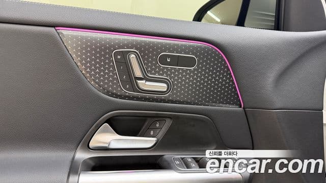 Mercedes-Benz EQA 2025 — ფოტო 17/20