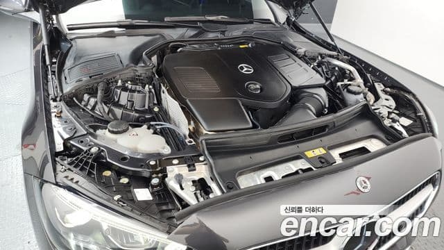 Mercedes-Benz C-Class 2023 — Şəkil 6/20