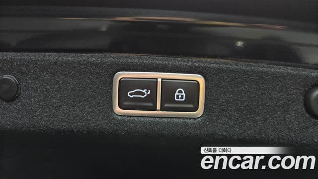 Hyundai Grandeur 2023 — Şəkil 17/20
