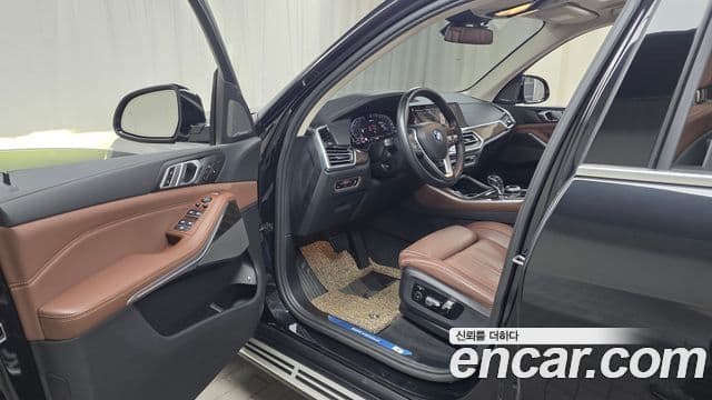 BMW X5 2021 — Şəkil 10/20