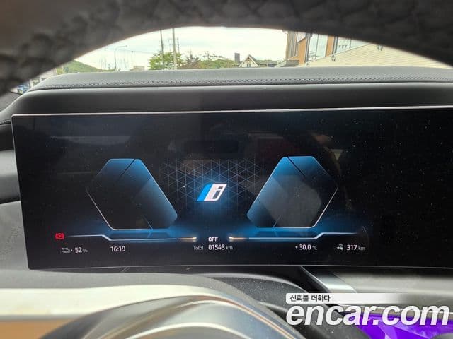 BMW i7 2026 — ფოტო 7/12