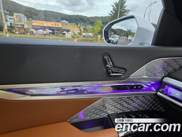 BMW i7 2026 — ფოტო 1/12