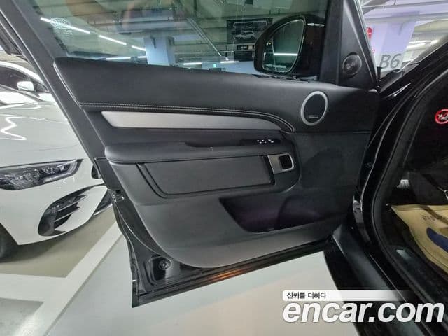Land Rover Discovery 5 2025 — ფოტო 11/20