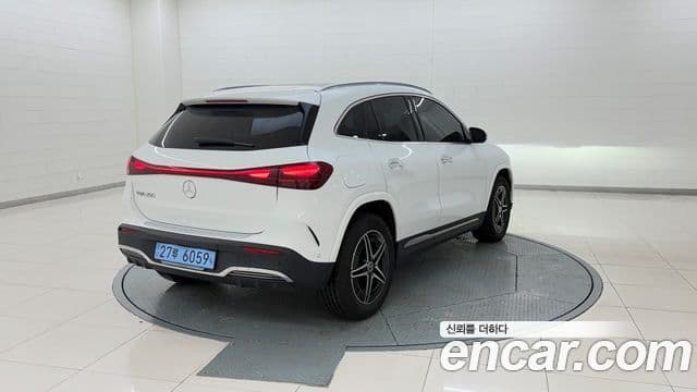 Mercedes-Benz EQA 2025 — ფოტო 13/20