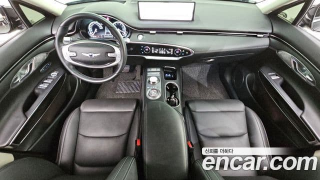 Genesis GV70 2022 — Şəkil 30/35