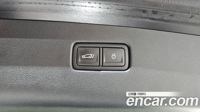 Genesis GV70 2022 — Şəkil 20/35