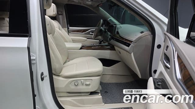 Cadillac Escalade 2024 — ფოტო 11/20