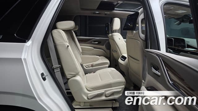 Cadillac Escalade 2024 — ფოტო 12/20