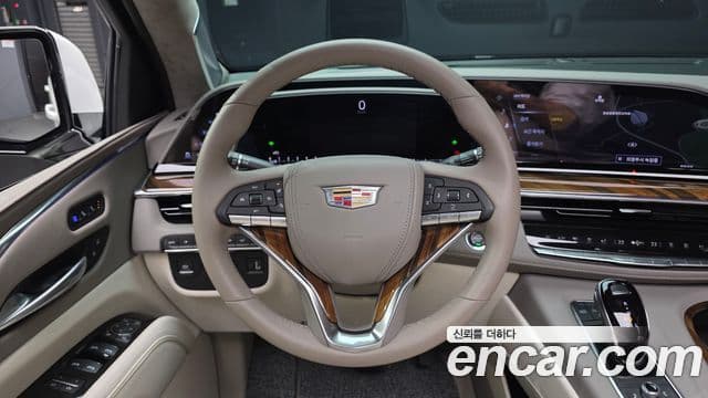 Cadillac Escalade 2024 — ფოტო 13/20