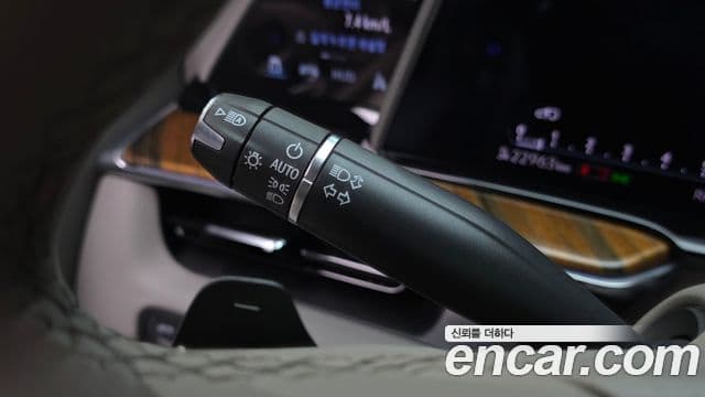 Cadillac Escalade 2024 — Photo 23/35
