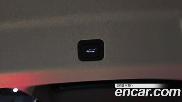 Cadillac Escalade 2024 — Photo 34/35
