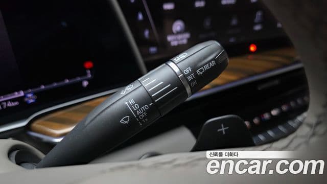 Cadillac Escalade 2024 — Photo 21/35