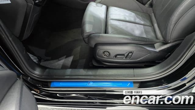 Audi A4 2021 — Photo 30/34
