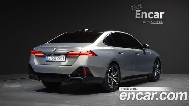 BMW 5 Series 2025 — Şəkil 2/20